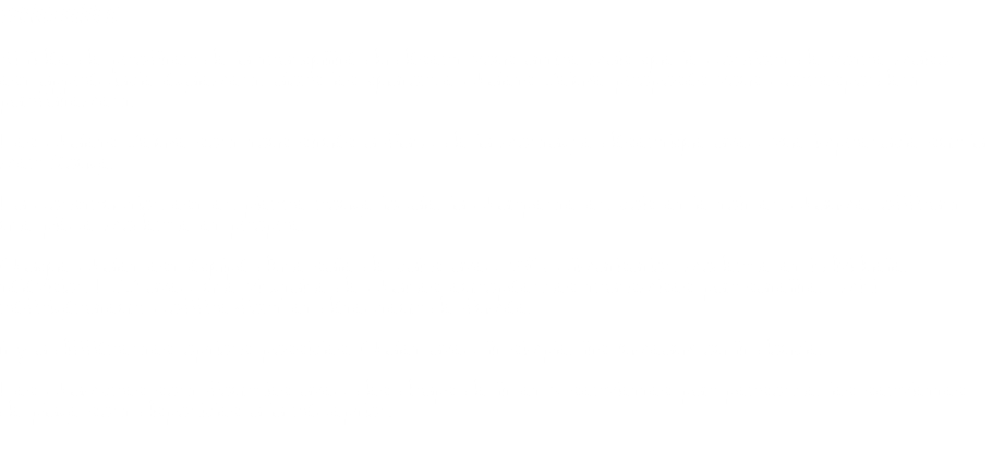 Chalet Deluxe Si l’idée de profiter de la tranquillité du désert vous attire mais que le confort de votre maison est appréciable également, alors les quatorze chalets Deluxe proposés vous correspondent parfaitement. Les chalets Deluxe sont tous situés à flanc de la montagne désertique avec vue imprenable sur la mer Rouge. La construction est en pierre rouge locale, la charpente en bois et le toit en chaume, offrant une pièce moderne et propre. Chaque chalet est équipé d’une salle de bains avec WC, climatisation moderne et individuelle, télévision LED avec une vingtaine de chaînes européennes transmises par satellite, mini réfrigérateur, coffre-fort et détecteur de fumée. Il y a différentes options possibles. Chalet avec lit simple, lits jumeaux ou lit double. Les chambres sont fournies avec des draps de lit et 2 serviettes par personne, les serviettes de plage sont disponibles à la réception. 